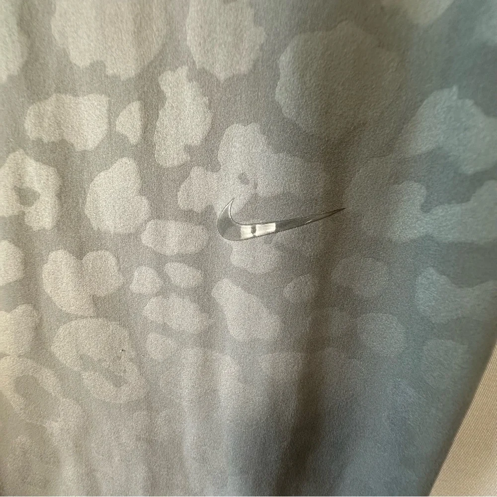 Nike Pro Plus HR All Over Print Tights Grey/Grey DM3988-073 Women's Size 3X